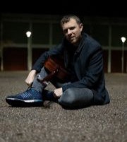STUART MCCALLUM - photo by Dave Stapleton
